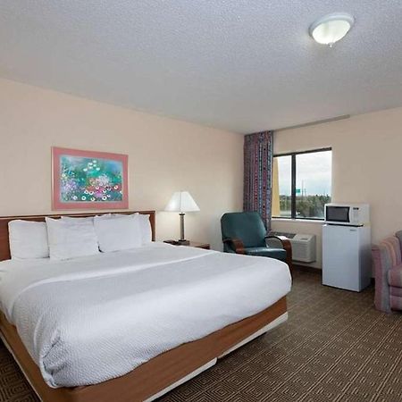 La Quinta Inn By Wyndham Indianapolis East-Post Drive Exteriör bild