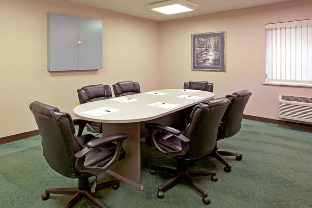 La Quinta Inn By Wyndham Indianapolis East-Post Drive Exteriör bild