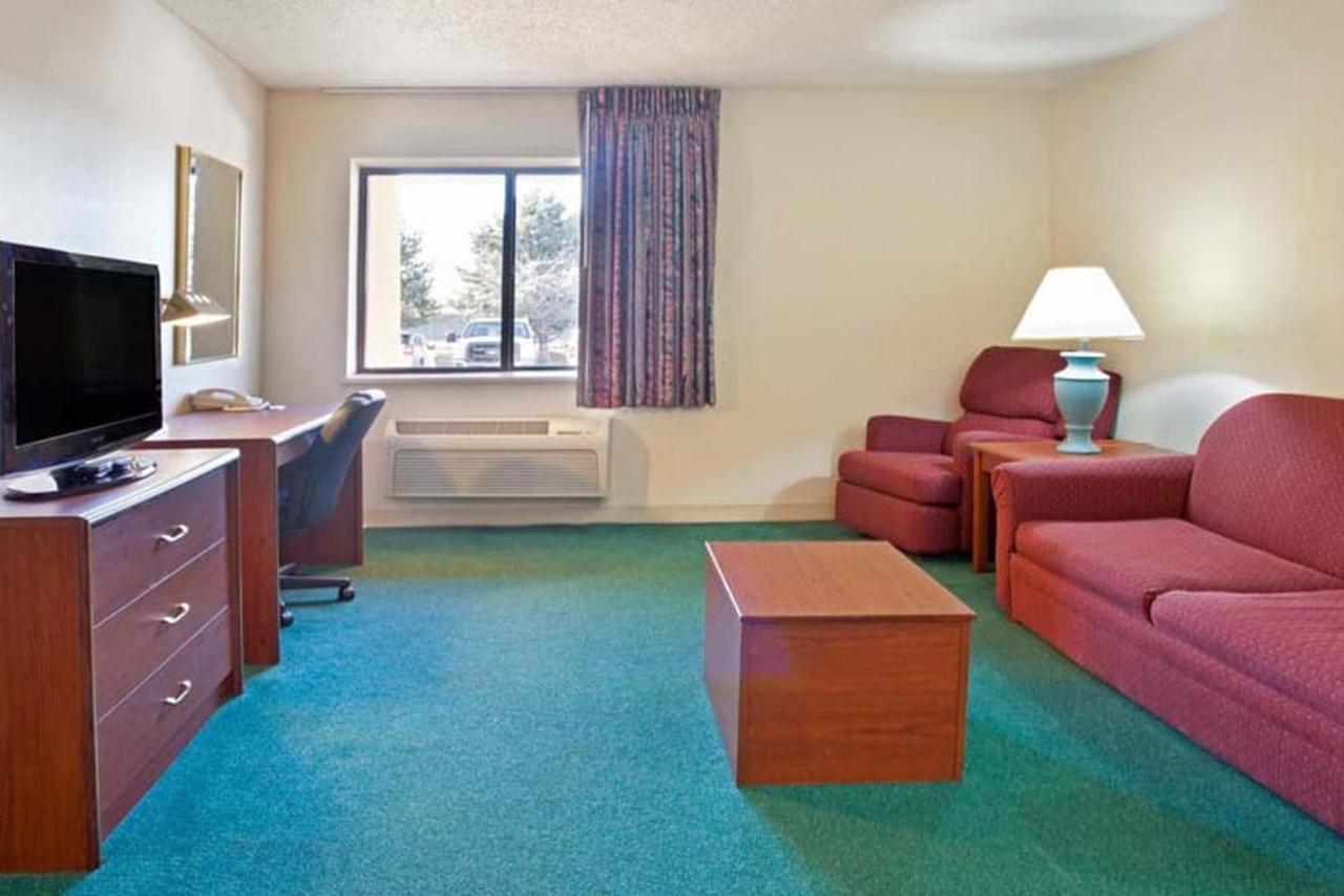 La Quinta Inn By Wyndham Indianapolis East-Post Drive Exteriör bild