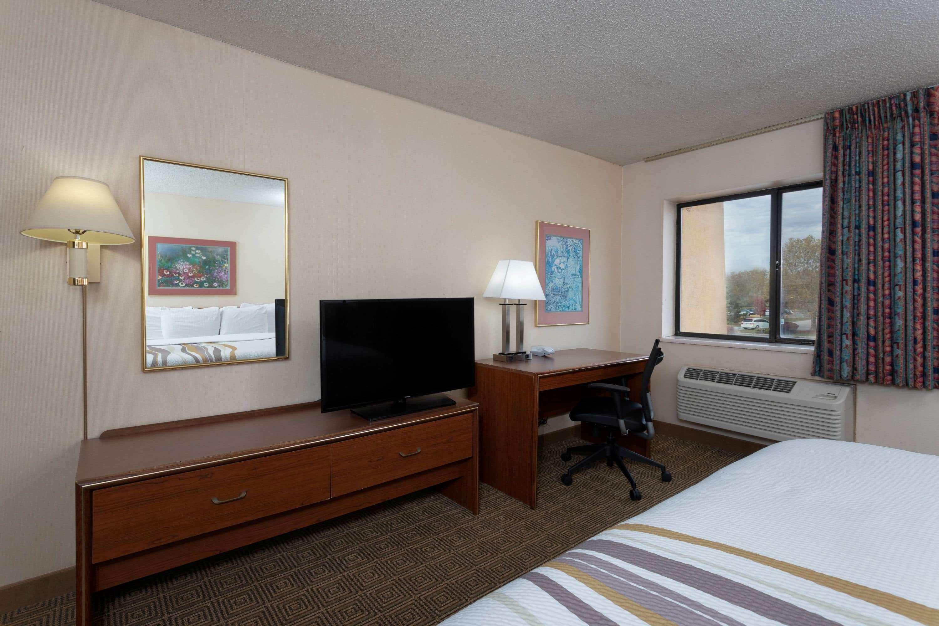 La Quinta Inn By Wyndham Indianapolis East-Post Drive Exteriör bild