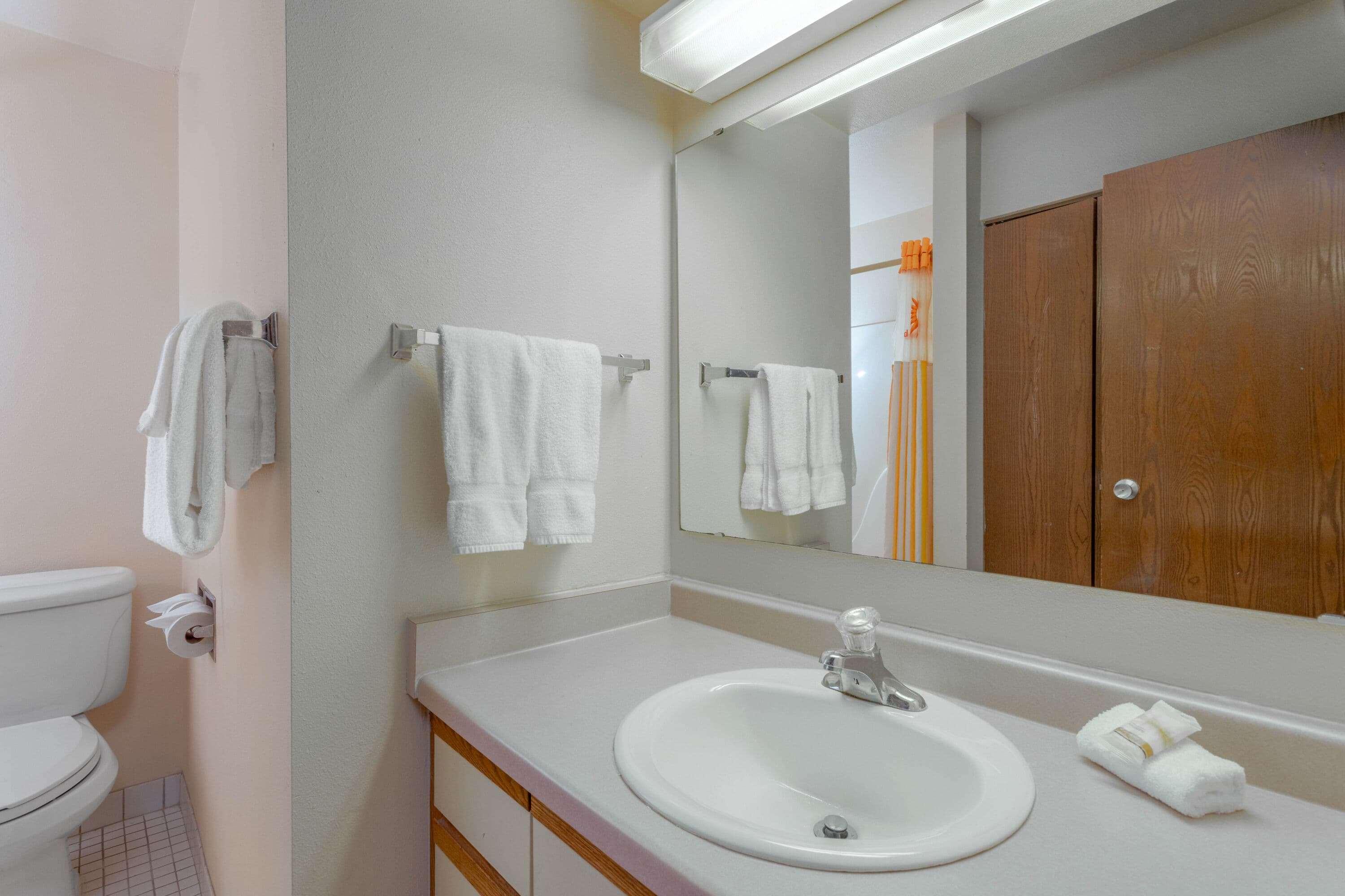 La Quinta Inn By Wyndham Indianapolis East-Post Drive Exteriör bild