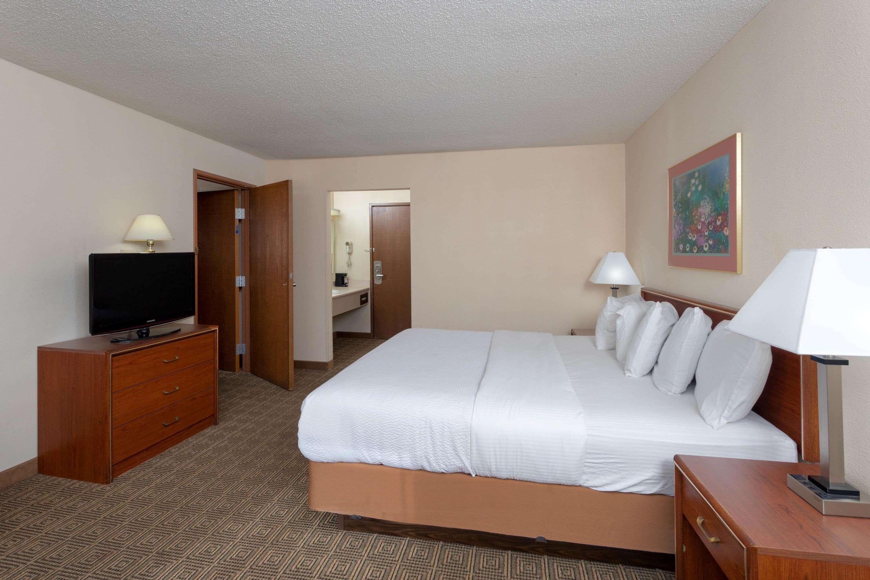 La Quinta Inn By Wyndham Indianapolis East-Post Drive Exteriör bild
