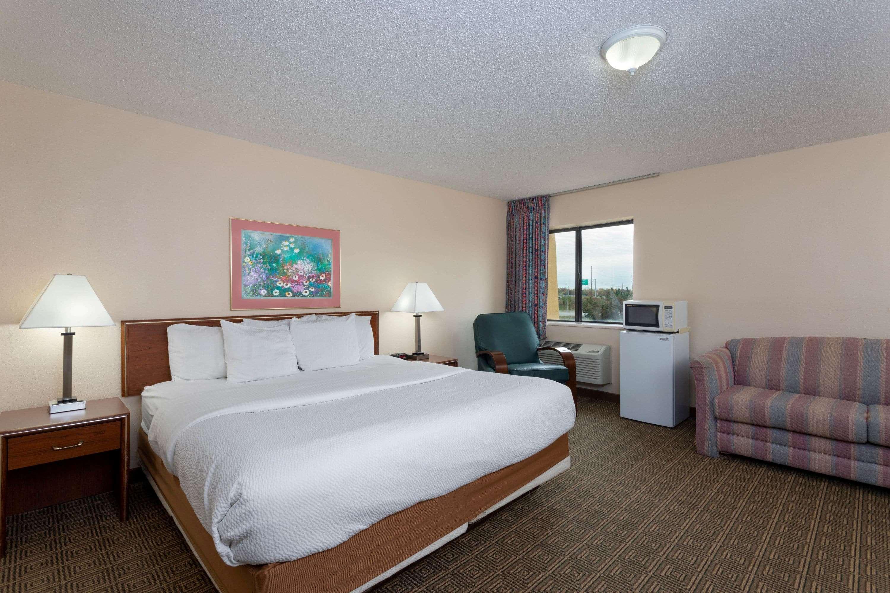 La Quinta Inn By Wyndham Indianapolis East-Post Drive Exteriör bild